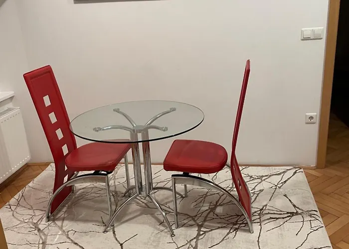 Topel Dom V Srediscu Mesta 2 Maribor